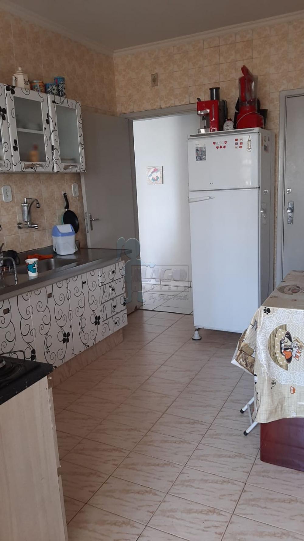 Alugar Apartamento / Padrão em Ribeirão Preto R$ 800,00 - Foto 8