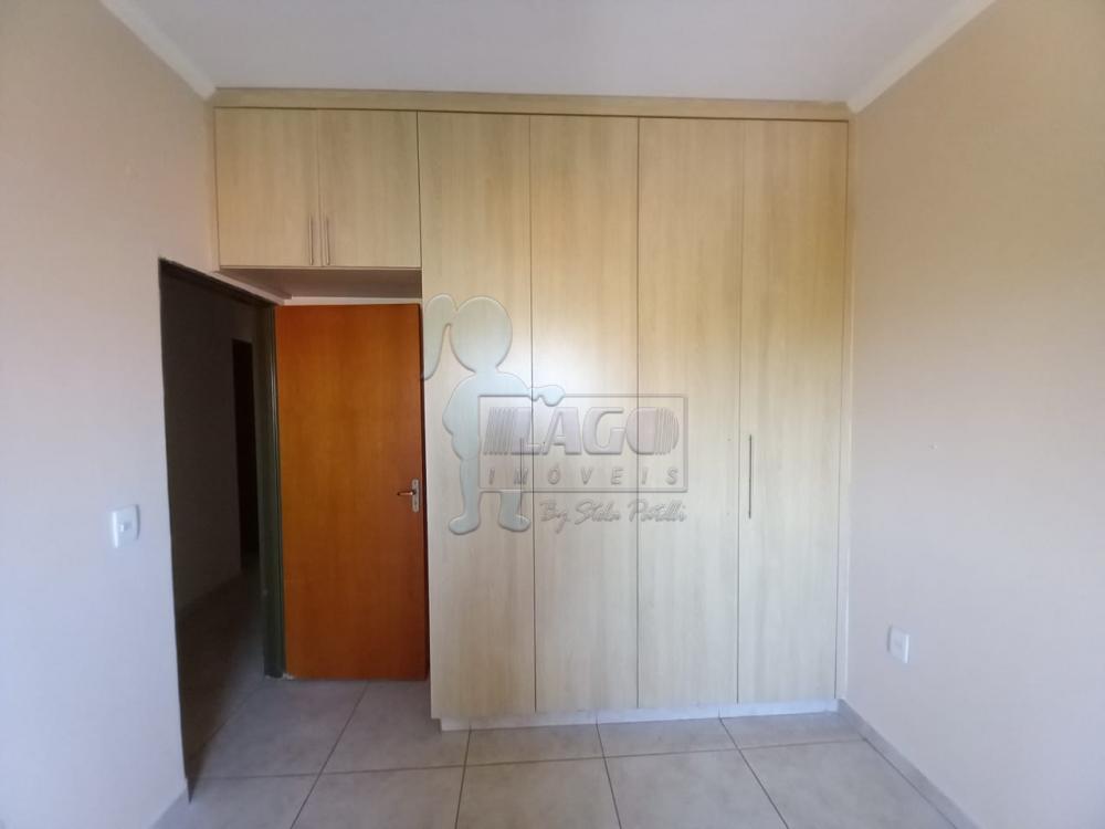 Alugar Casa / Padrão em Ribeirão Preto R$ 1.700,00 - Foto 10