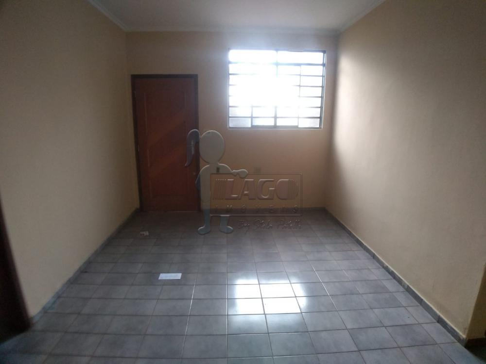 Alugar Casa / Padrão em Ribeirão Preto R$ 1.200,00 - Foto 1