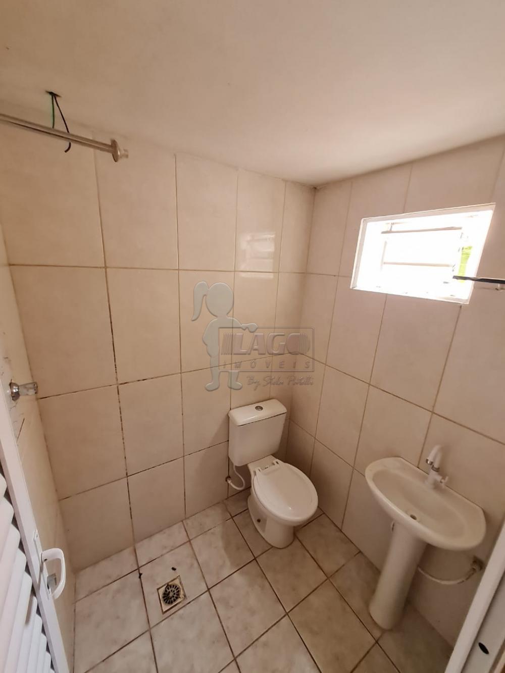 Alugar Casa / Padrão em Ribeirão Preto R$ 1.300,00 - Foto 5