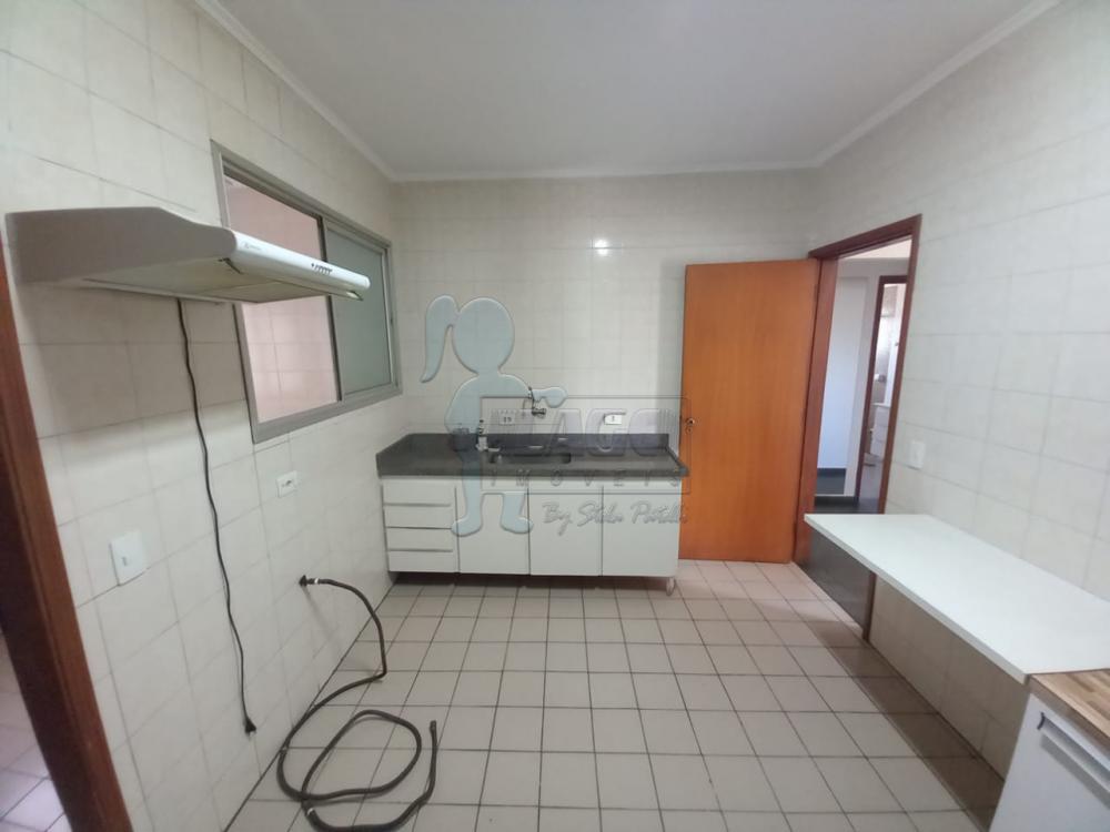 Alugar Apartamento / Padrão em Ribeirão Preto R$ 1.800,00 - Foto 4