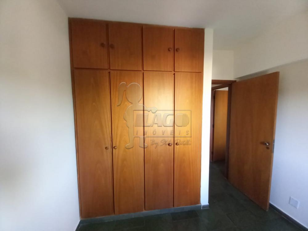 Alugar Apartamentos / Padrão em Ribeirão Preto R$ 1.800,00 - Foto 13