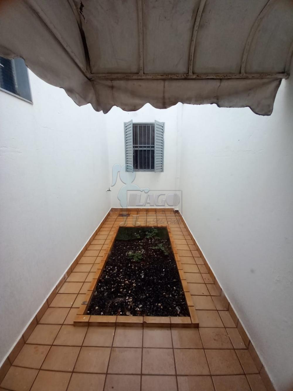 Alugar Casas / Padrão em Ribeirão Preto R$ 2.100,00 - Foto 9