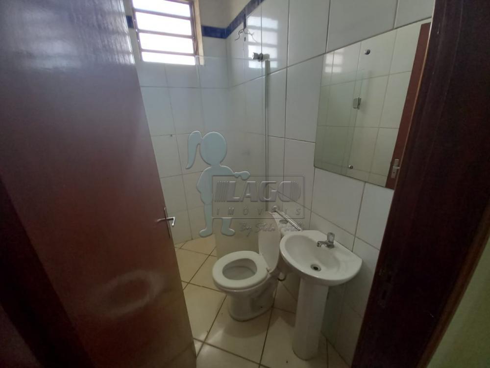 Alugar Apartamento / Padrão em Ribeirão Preto R$ 800,00 - Foto 4