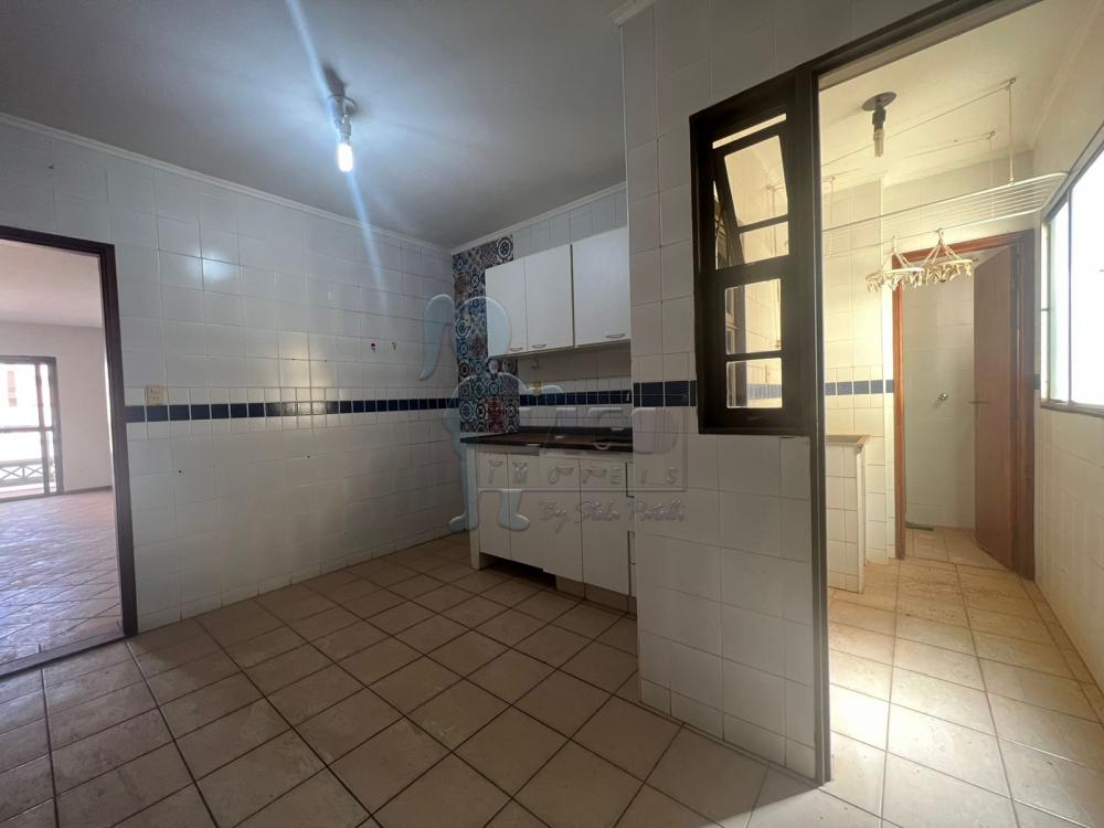 Alugar Apartamentos / Padrão em Ribeirão Preto R$ 1.400,00 - Foto 1