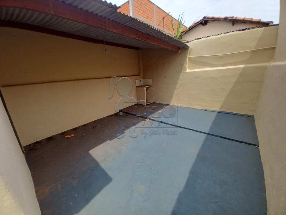 Alugar Casa / Padrão em Ribeirão Preto R$ 800,00 - Foto 9