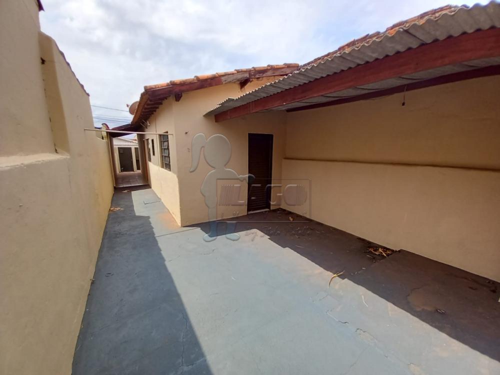 Alugar Casa / Padrão em Ribeirão Preto R$ 800,00 - Foto 11