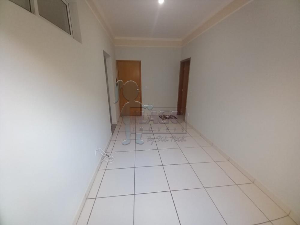 Alugar Apartamento / Padrão em Ribeirão Preto R$ 1.000,00 - Foto 2