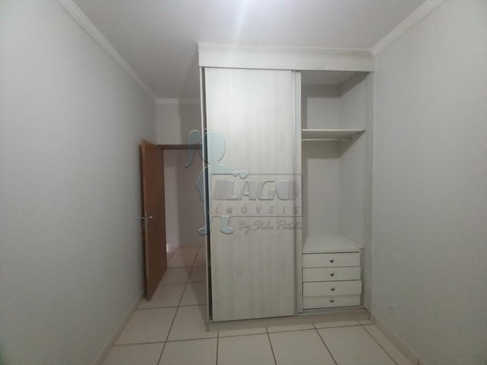 Alugar Apartamento / Padrão em Ribeirão Preto R$ 1.000,00 - Foto 4