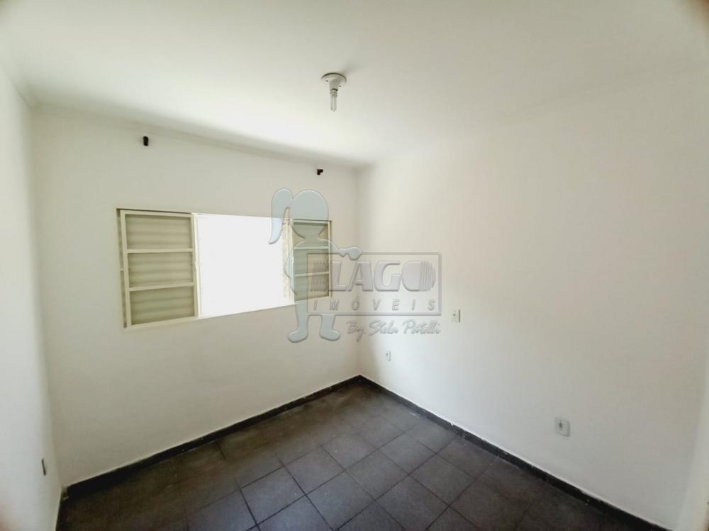 Alugar Casa / Padrão em Ribeirão Preto R$ 1.100,00 - Foto 4