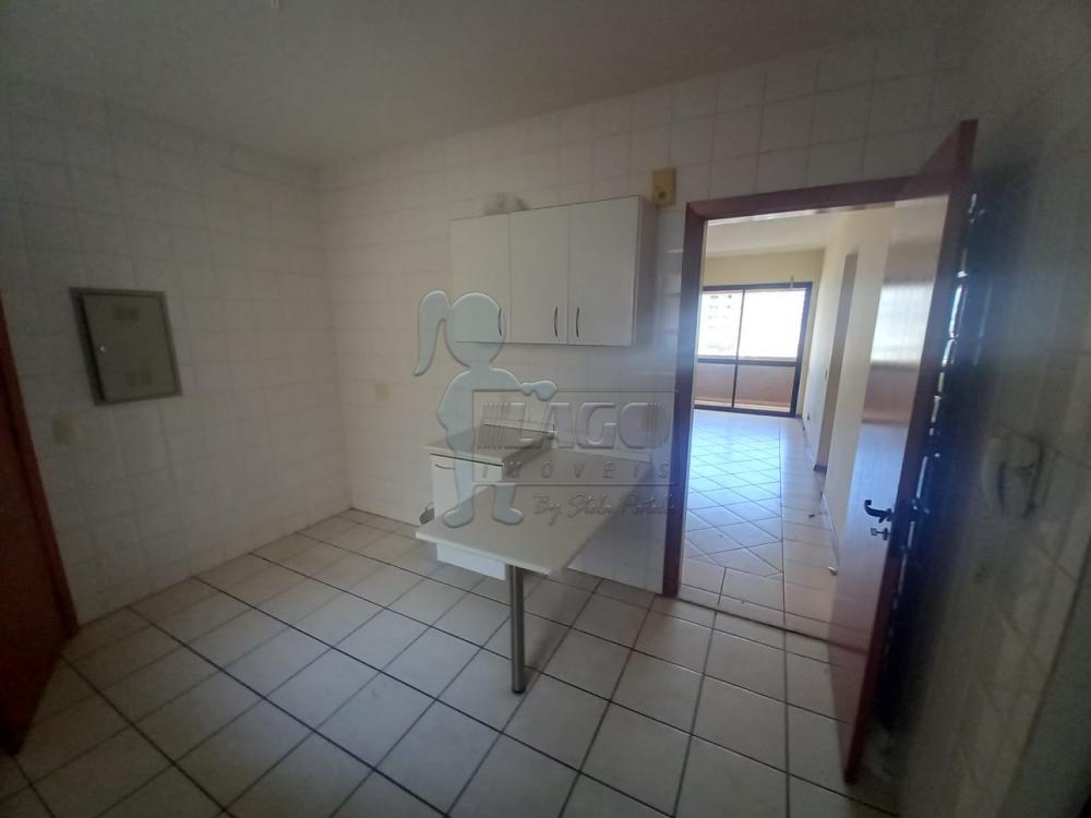 Alugar Apartamento / Padrão em Ribeirão Preto R$ 1.700,00 - Foto 4