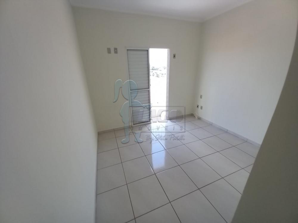Alugar Casa / Padrão em Ribeirão Preto R$ 1.600,00 - Foto 11