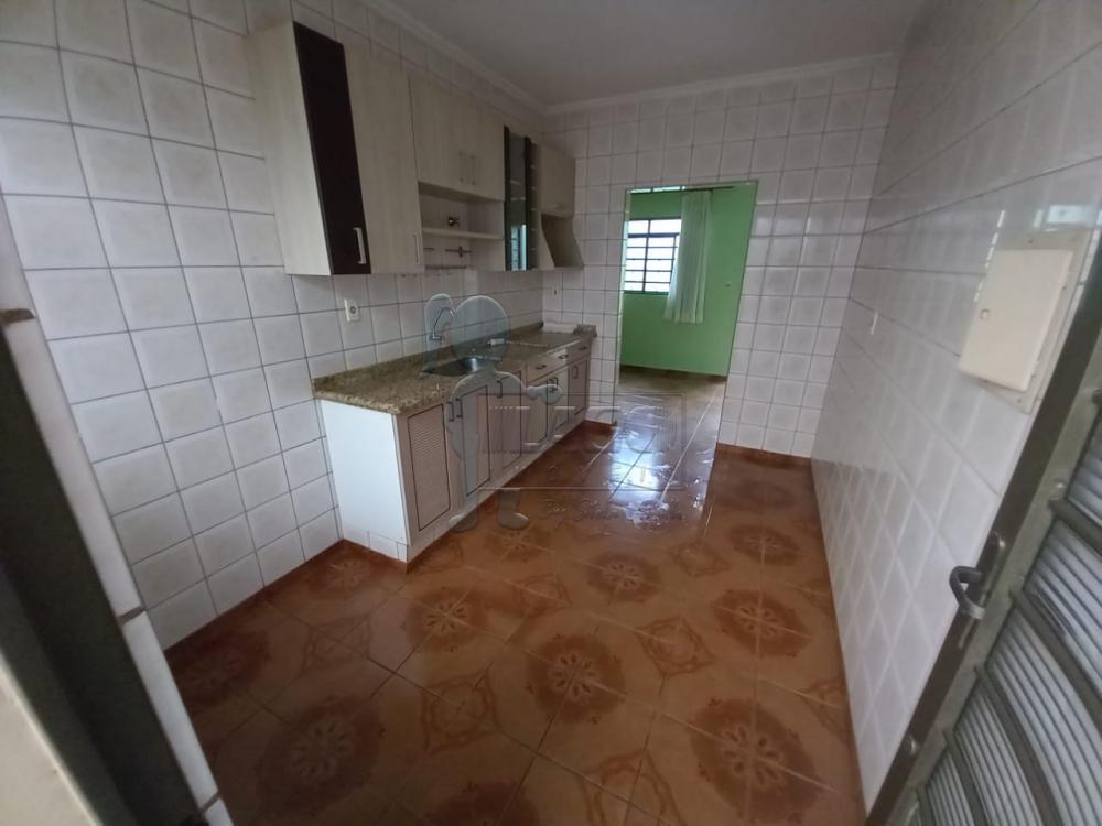 Alugar Casa / Padrão em Ribeirão Preto R$ 1.500,00 - Foto 11