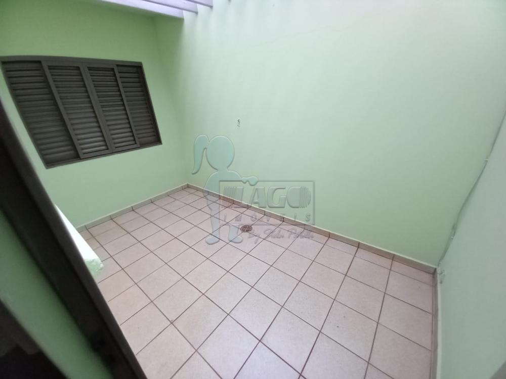 Alugar Casa / Padrão em Ribeirão Preto R$ 1.500,00 - Foto 13