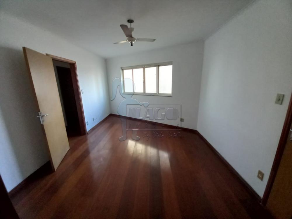 Alugar Apartamento / Padrão em Ribeirão Preto R$ 1.000,00 - Foto 1