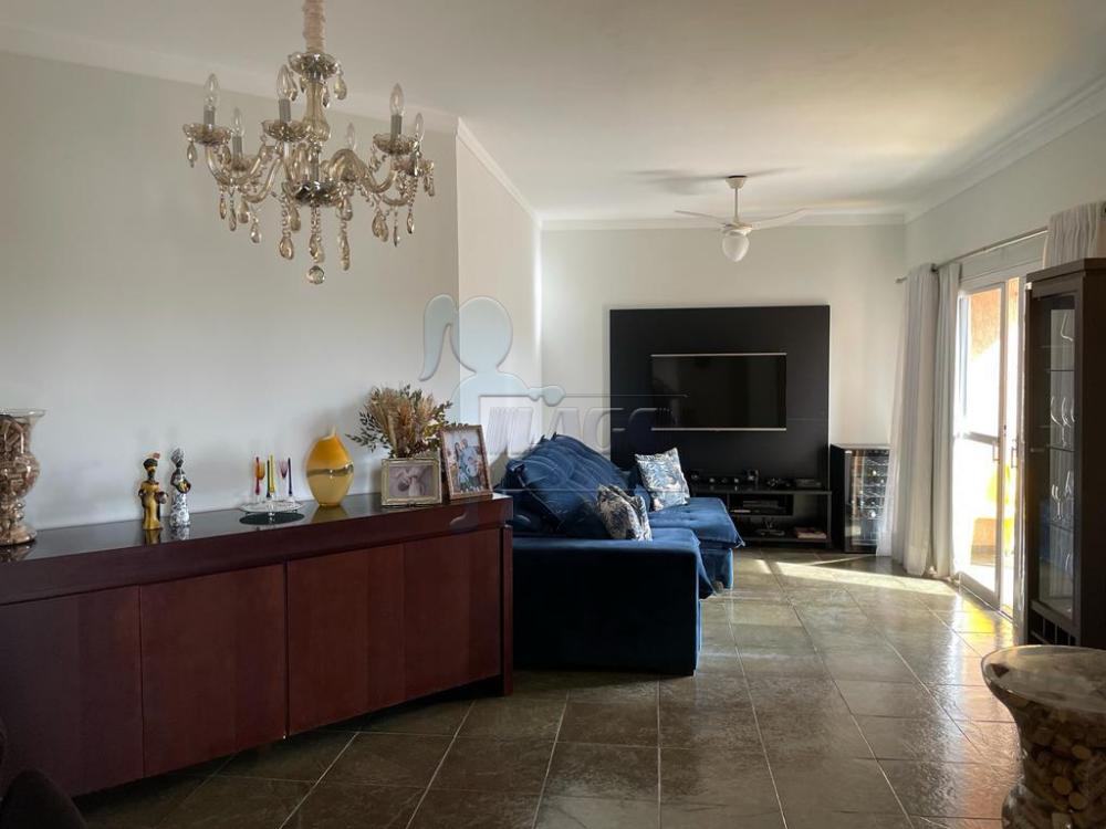 Alugar Apartamento / Padrão em Ribeirão Preto R$ 1.500,00 - Foto 2