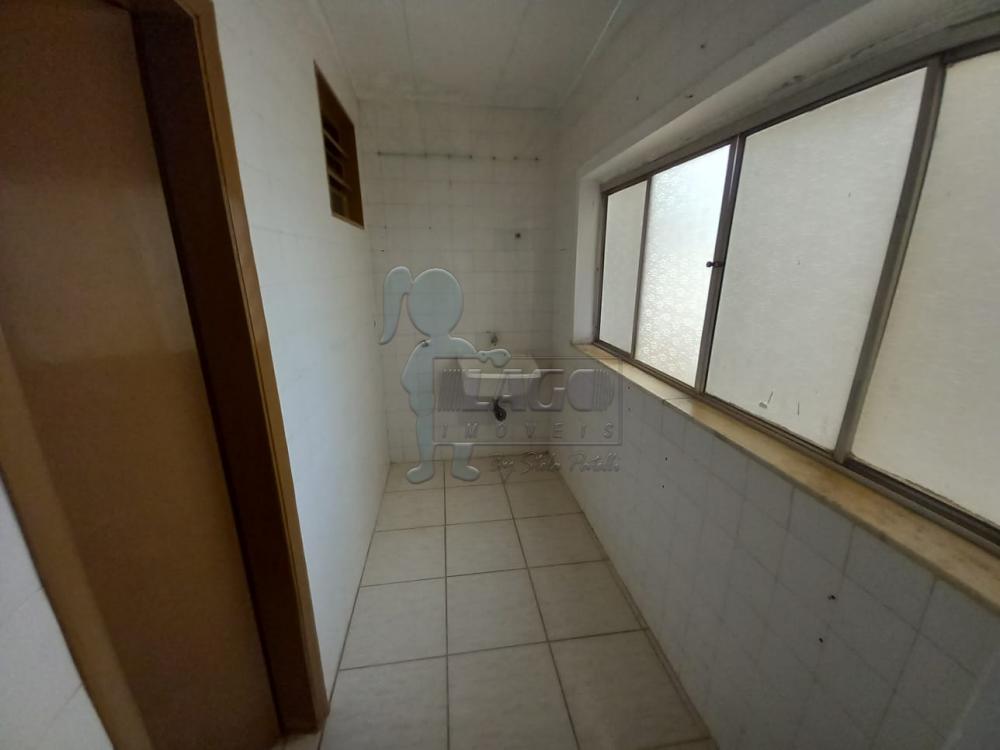 Alugar Apartamento / Padrão em Ribeirão Preto R$ 750,00 - Foto 4