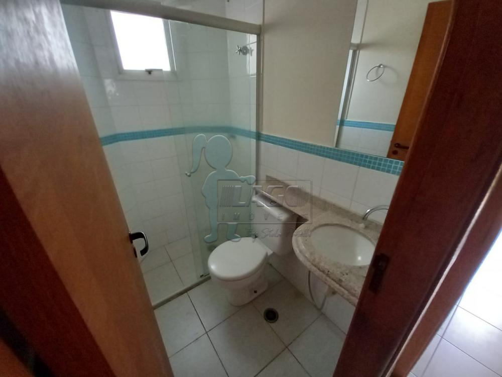 Alugar Apartamento / Padrão em Ribeirão Preto R$ 1.800,00 - Foto 11