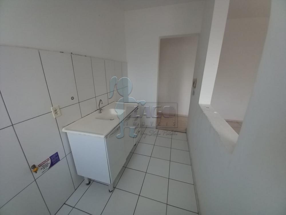 Alugar Apartamento / Padrão em Ribeirão Preto R$ 750,00 - Foto 4