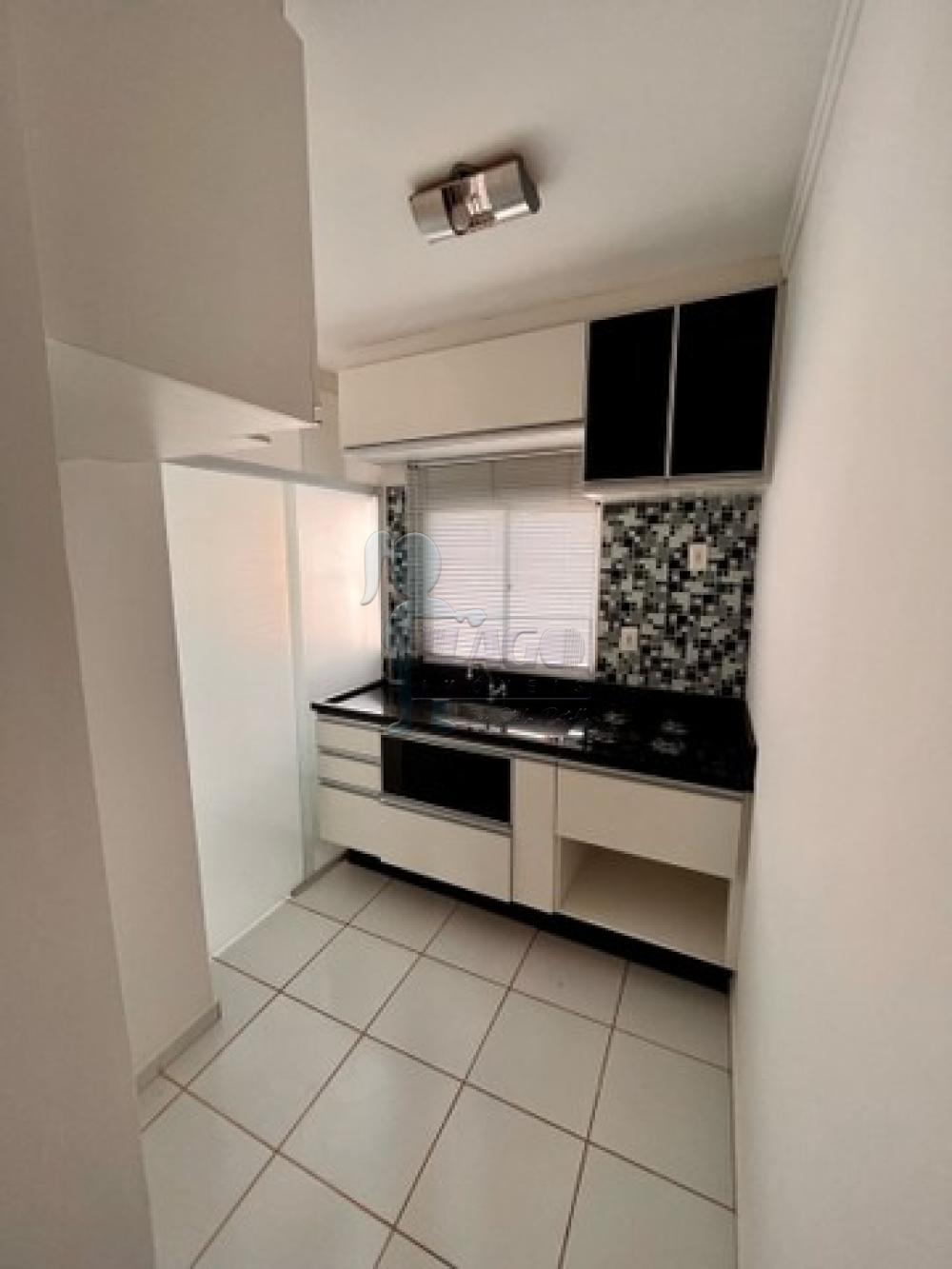 Alugar Apartamento / Padrão em Ribeirão Preto R$ 1.100,00 - Foto 3