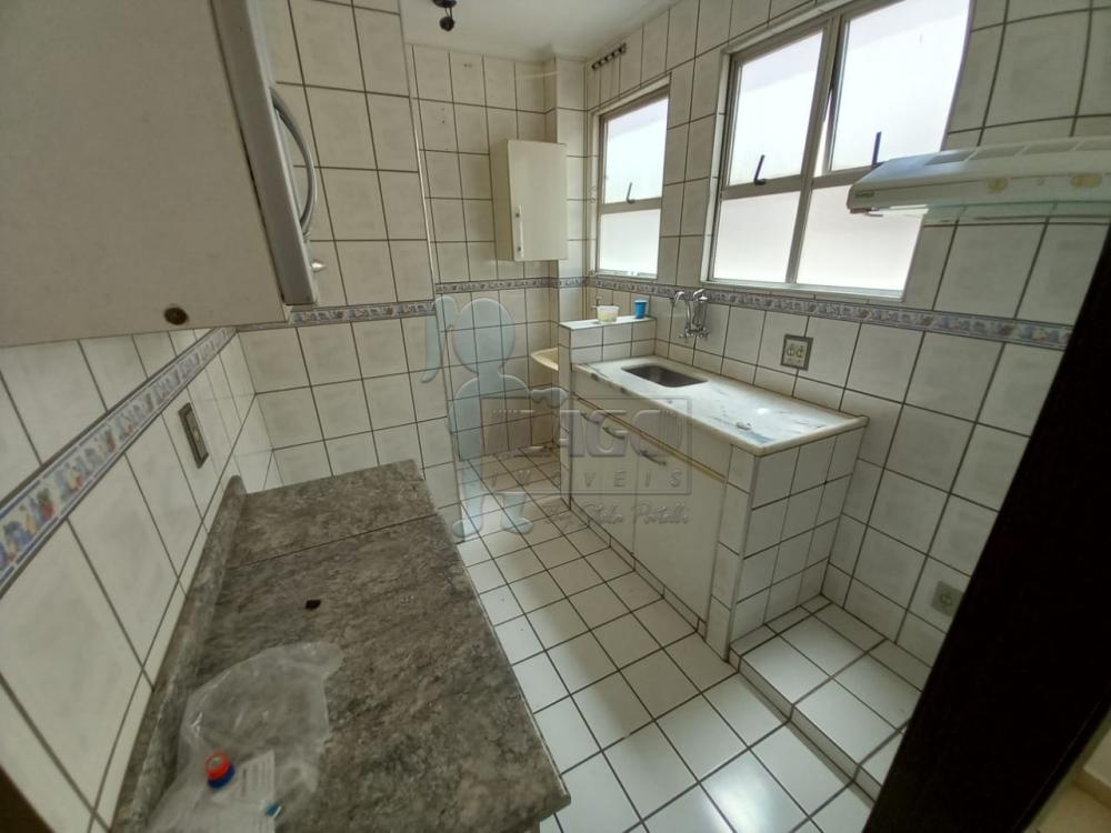 Alugar Apartamentos / Padrão em Ribeirão Preto R$ 750,00 - Foto 3