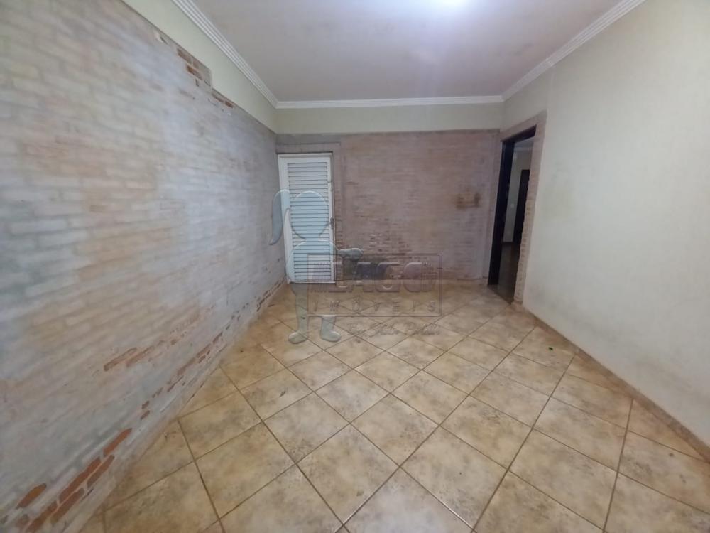 Alugar Casa / Padrão em Ribeirão Preto R$ 1.400,00 - Foto 1