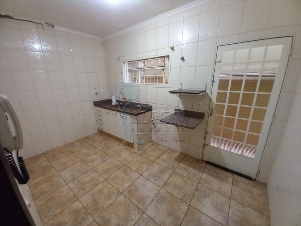 Alugar Casa / Padrão em Ribeirão Preto R$ 1.400,00 - Foto 5