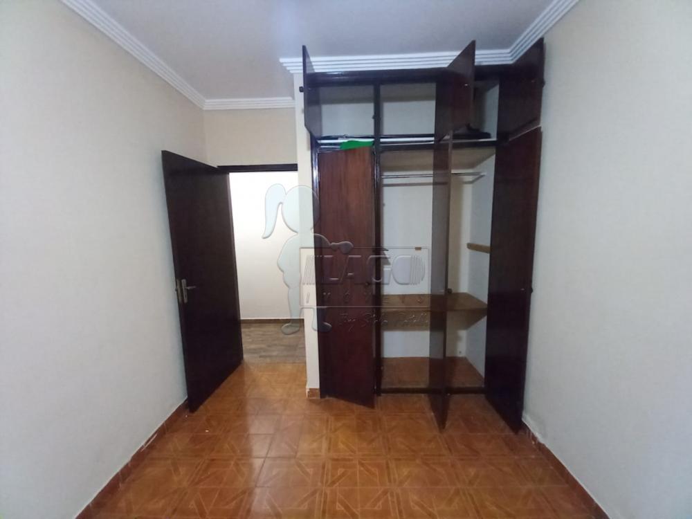 Alugar Casa / Padrão em Ribeirão Preto R$ 1.400,00 - Foto 10