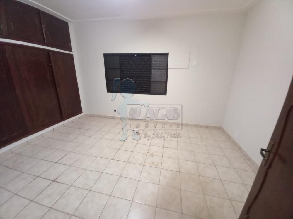 Alugar Casa / Padrão em Ribeirão Preto R$ 1.200,00 - Foto 2