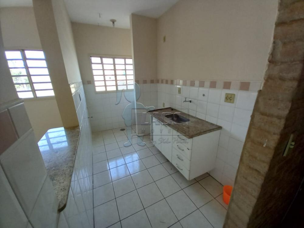 Alugar Apartamento / Padrão em Ribeirão Preto R$ 850,00 - Foto 4