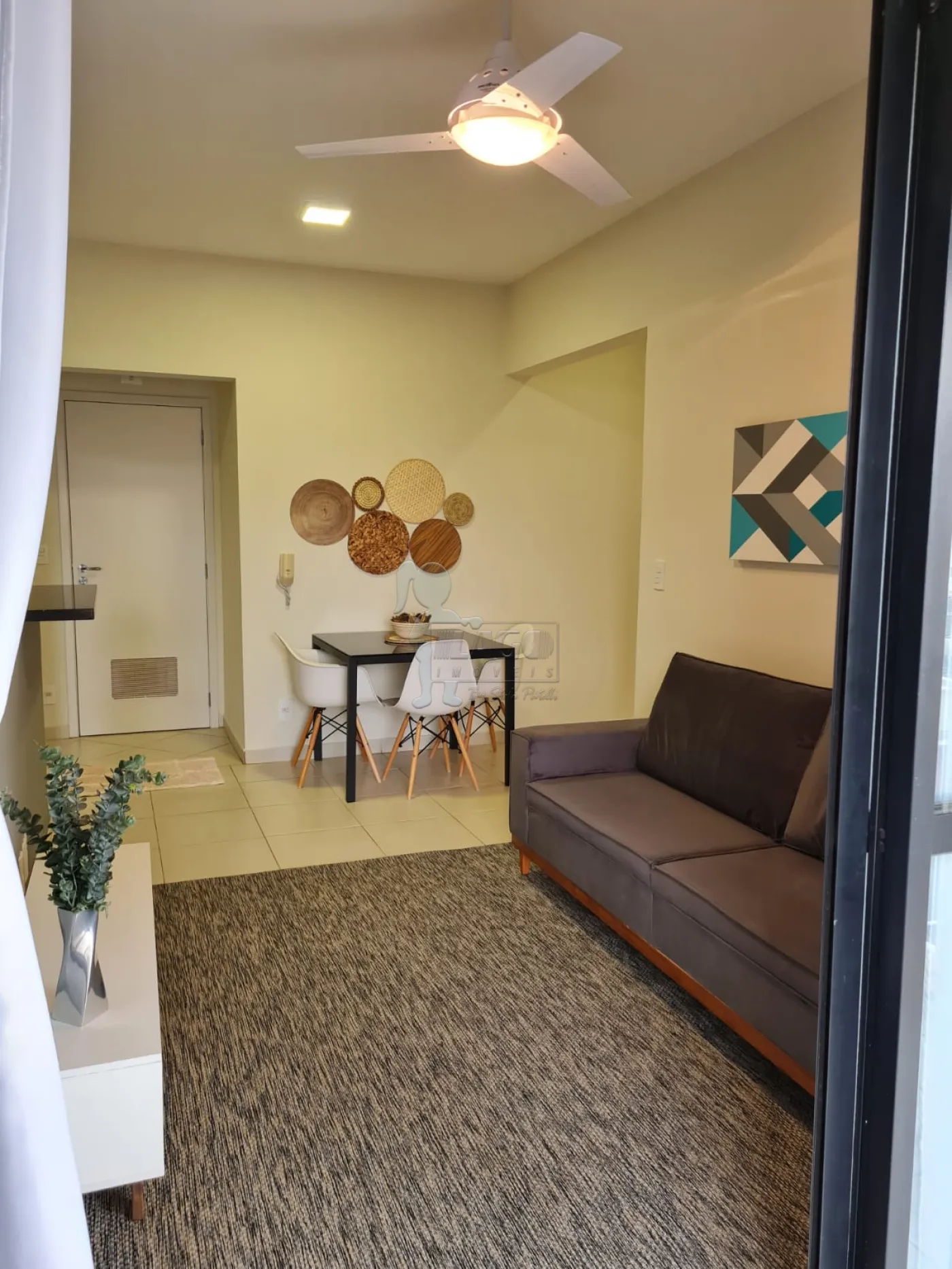 Alugar Apartamento / Padrão em Ribeirão Preto R$ 2.190,00 - Foto 4