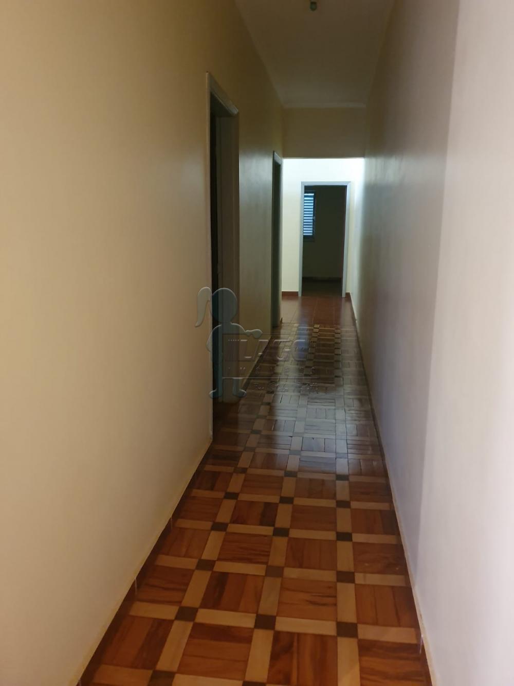 Alugar Casa / Padrão em Ribeirão Preto R$ 1.600,00 - Foto 5