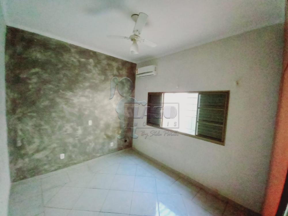 Alugar Casa / Padrão em Ribeirão Preto R$ 2.300,00 - Foto 12