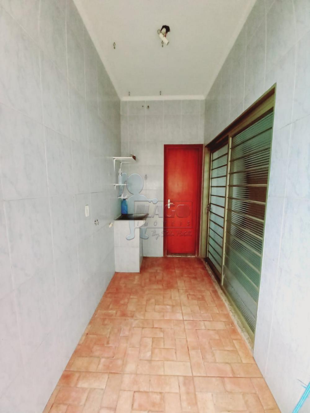 Alugar Casa / Padrão em Ribeirão Preto R$ 2.300,00 - Foto 18