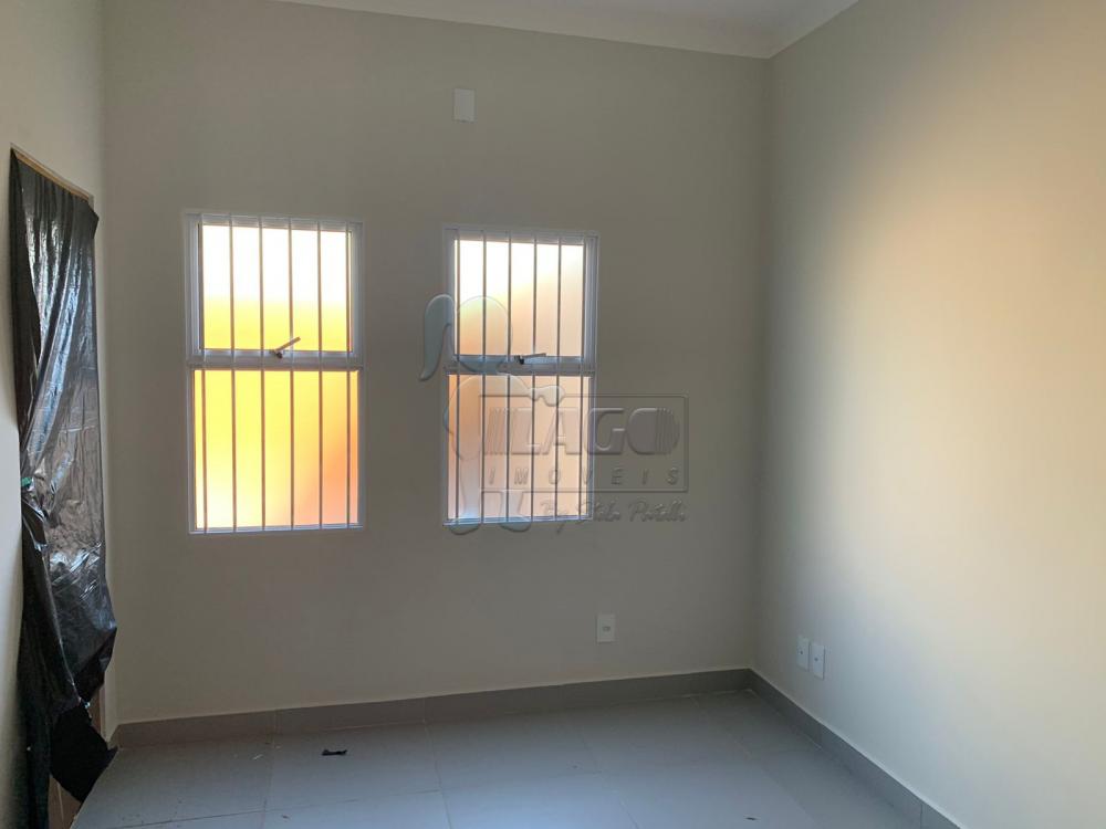 Alugar Casa / Padrão em Ribeirão Preto R$ 1.600,00 - Foto 4