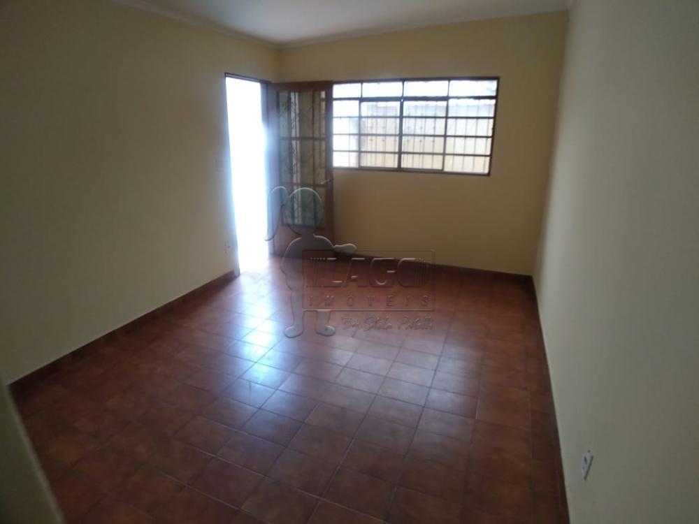 Comprar Casas / Padrão em Ribeirão Preto - Foto 2