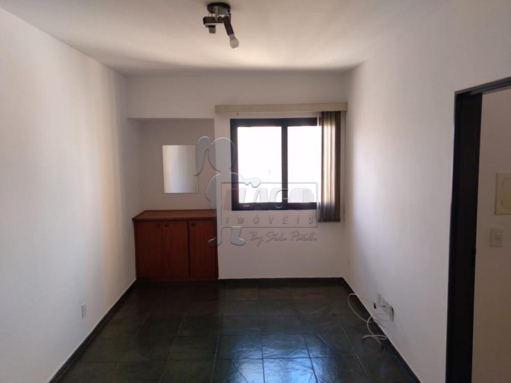 Alugar Apartamento / Padrão em Ribeirão Preto R$ 800,00 - Foto 2