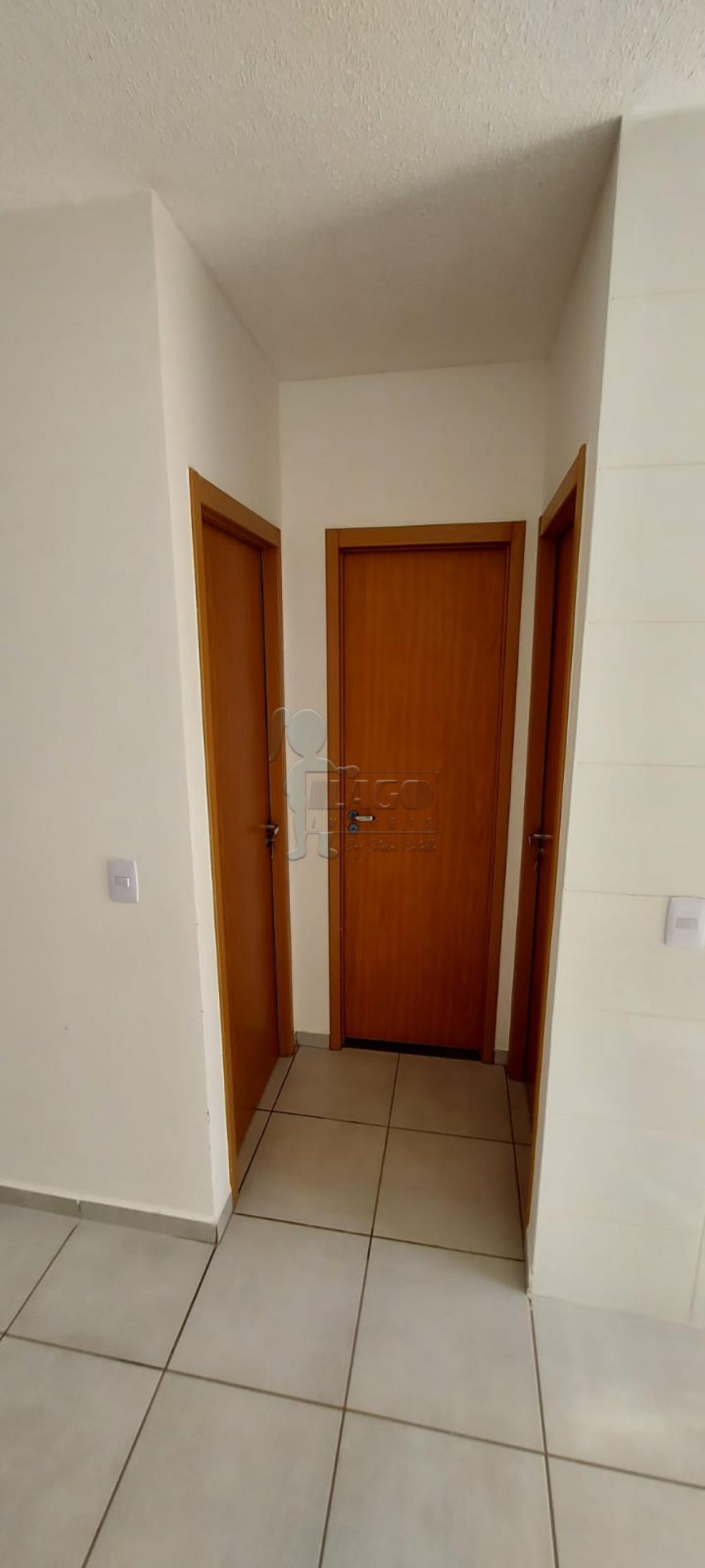 Alugar Casa / Padrão em Ribeirão Preto R$ 900,00 - Foto 4