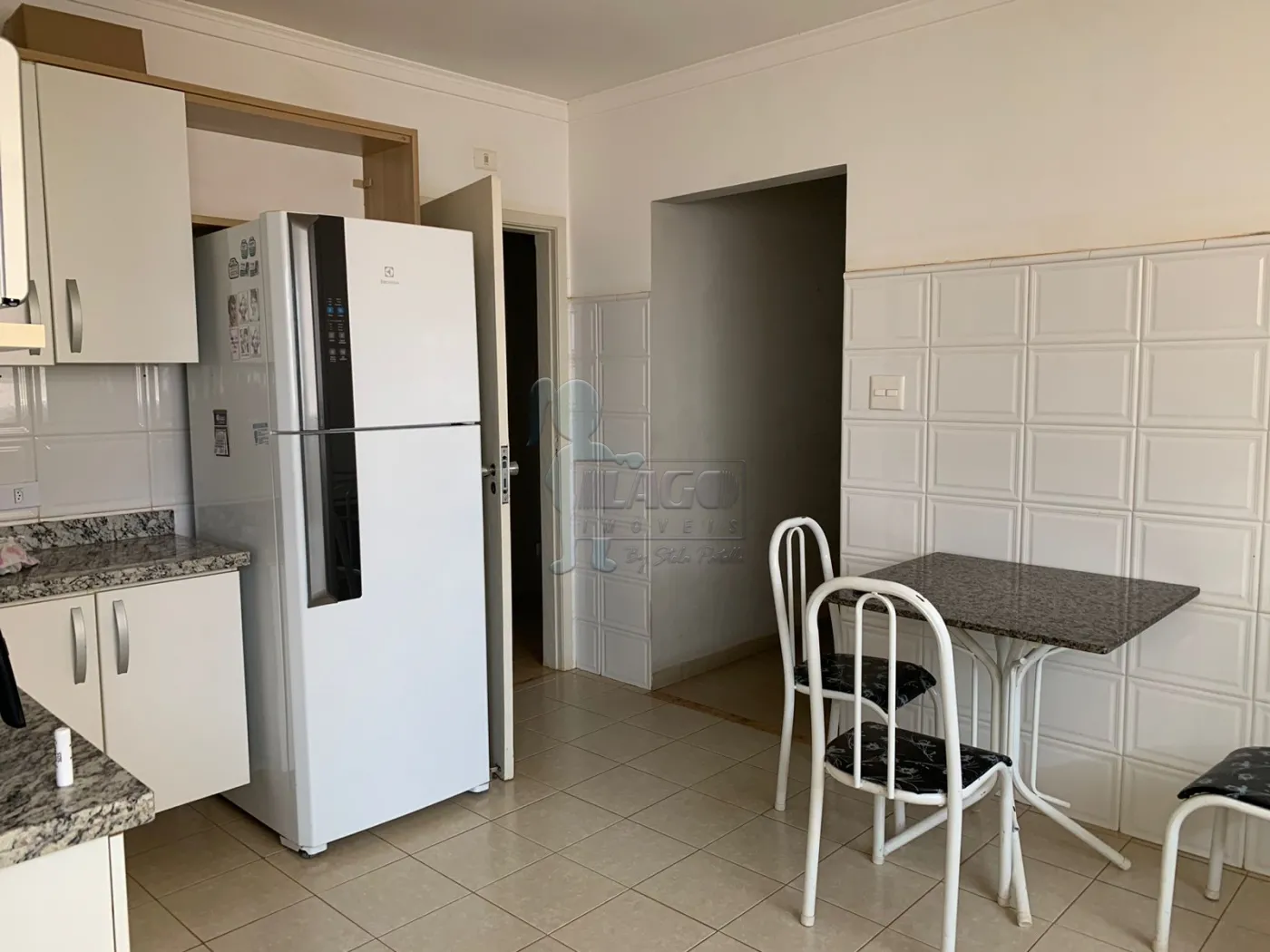 Alugar Apartamento / Padrão em Ribeirão Preto R$ 1.400,00 - Foto 2