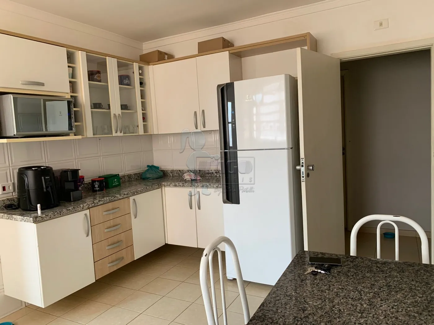 Alugar Apartamento / Padrão em Ribeirão Preto R$ 1.400,00 - Foto 1