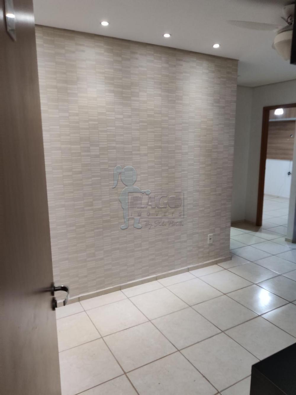 Alugar Apartamentos / Padrão em Ribeirão Preto R$ 950,00 - Foto 1