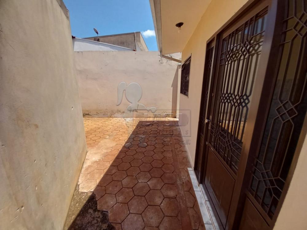 Alugar Casa / Padrão em Ribeirão Preto R$ 850,00 - Foto 7