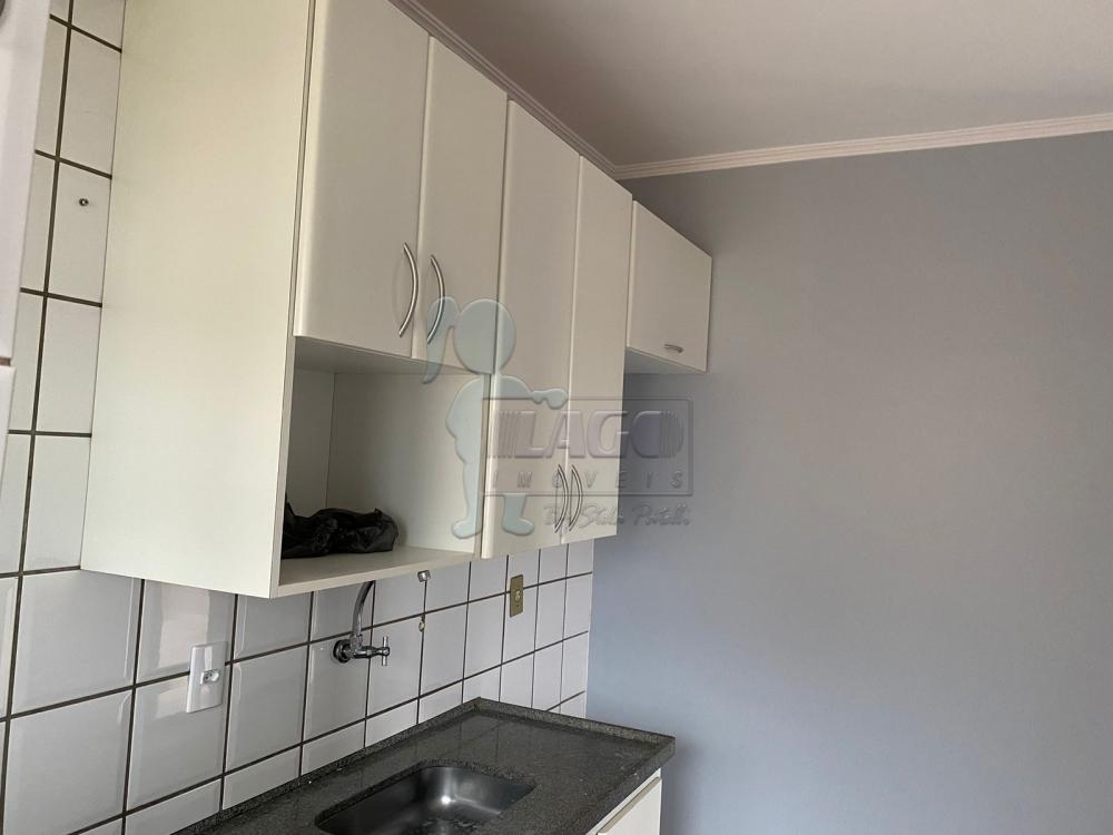 Alugar Apartamento / Padrão em Ribeirão Preto R$ 900,00 - Foto 3