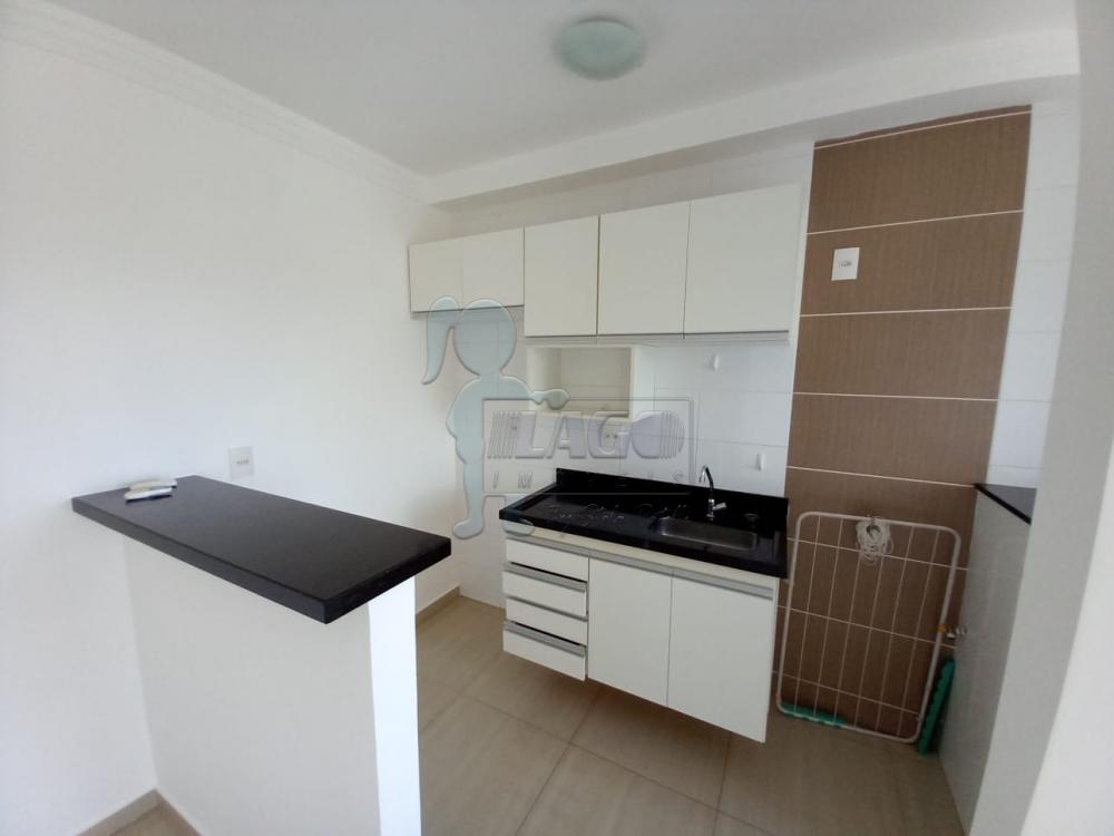 Alugar Apartamento / Padrão em Ribeirão Preto R$ 1.400,00 - Foto 2