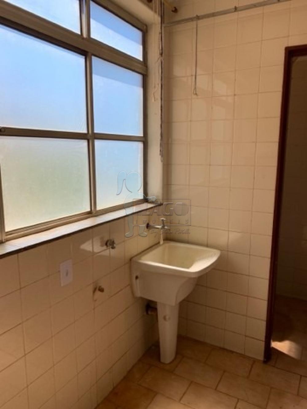 Alugar Apartamento / Padrão em Ribeirão Preto R$ 1.200,00 - Foto 11