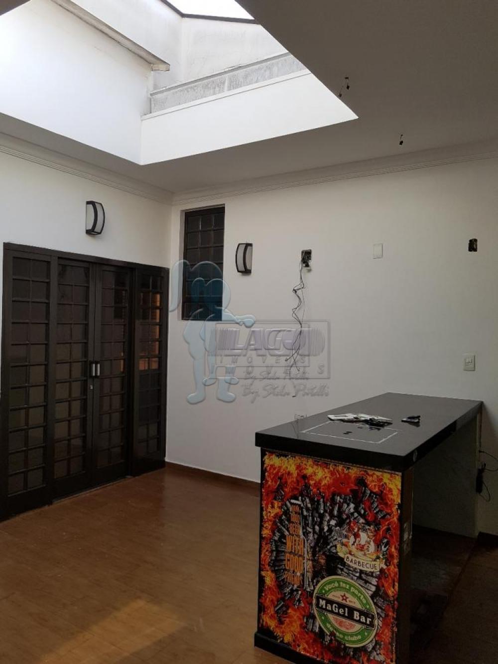 Alugar Casa / Padrão em Ribeirão Preto R$ 1.800,00 - Foto 9