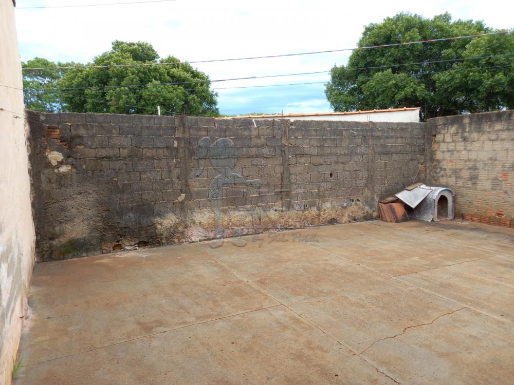 Alugar Casa / Padrão em Ribeirão Preto R$ 1.000,00 - Foto 9