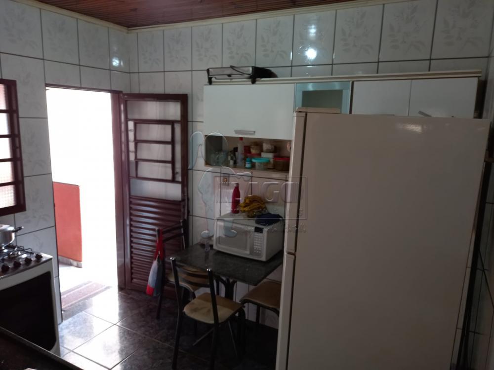 Alugar Casa / Padrão em Ribeirão Preto R$ 1.000,00 - Foto 3