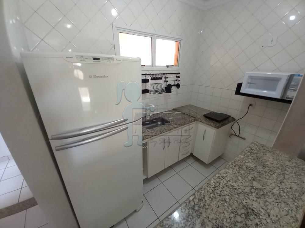 Alugar Apartamento / Padrão em Ribeirão Preto R$ 1.600,00 - Foto 5