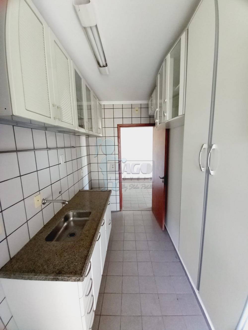 Alugar Apartamento / Padrão em Ribeirão Preto R$ 1.350,00 - Foto 3